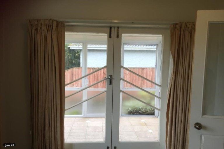 Photo of property in 32 Cranbrook Avenue, Burnside, Christchurch, 8053