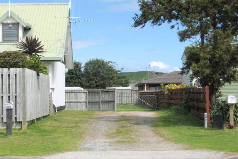 Photo of property in 206 Range Road, Papamoa Beach, Papamoa, 3118