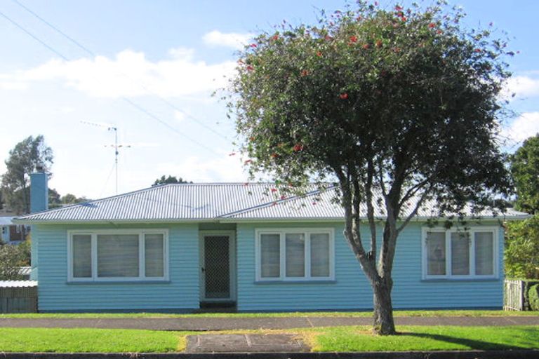 Photo of property in 23 Christmas Road, Manurewa, Auckland, 2102