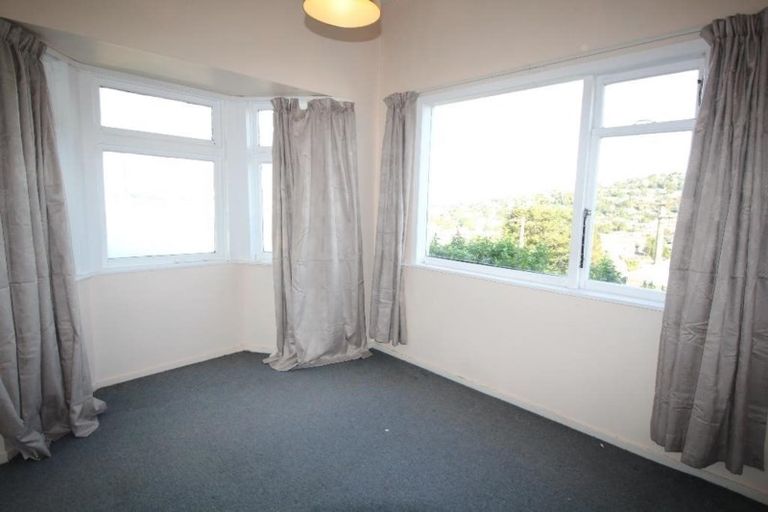 Photo of property in 25 Shortland Street, Caversham, Dunedin, 9011