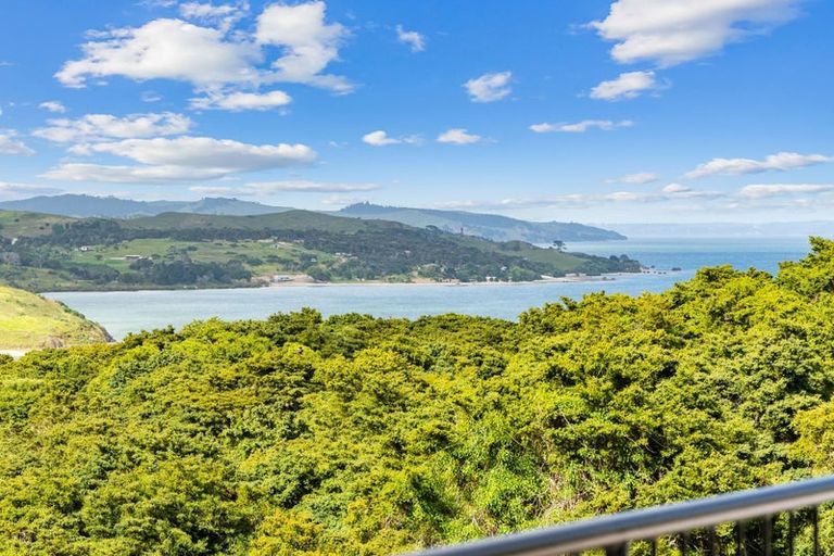 Photo of property in 205 Takahoa Drive, Kaiwaka, 0573