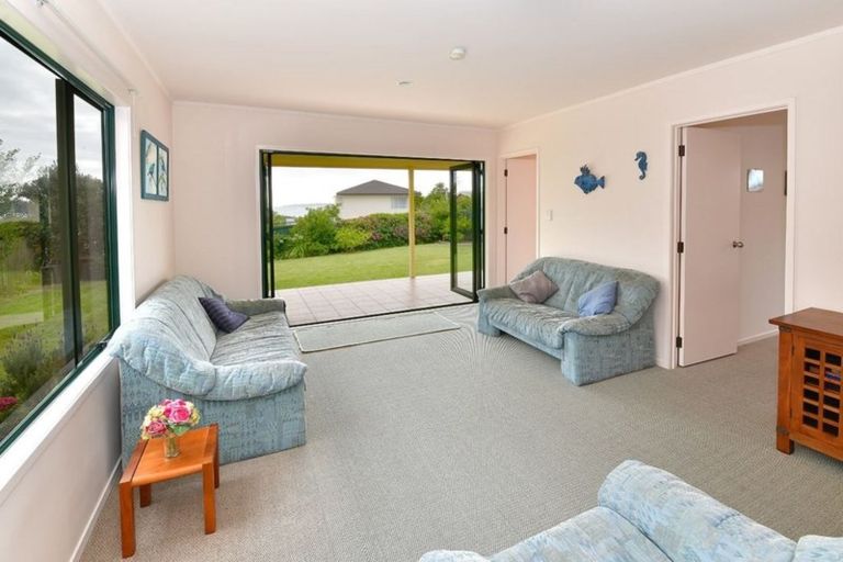 Photo of property in 357 Mahurangi East Road, Snells Beach, 0920