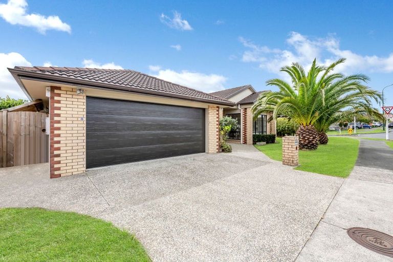 Photo of property in 13 Malahide Drive, Flat Bush, Auckland, 2019