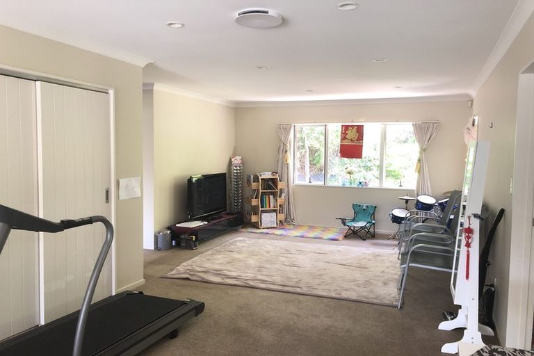 Photo of property in 46 Kate Sheppard Avenue, Torbay, Auckland, 0630