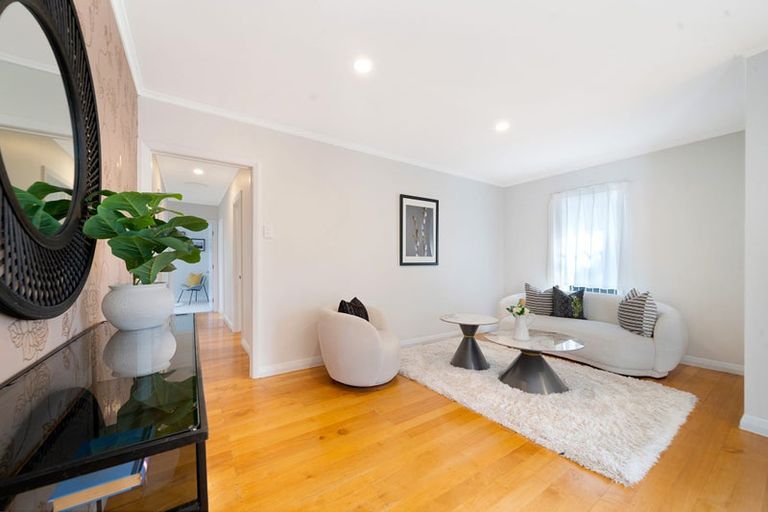 Photo of property in 68 Seabrook Avenue, New Lynn, Auckland, 0600