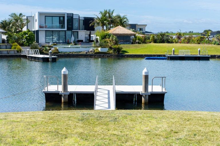 Photo of property in 23 Stace Hopper Drive, One Tree Point, 0118