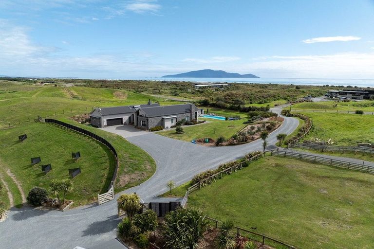 Photo of property in 56 Puruaha Road, Te Horo, Otaki, 5581