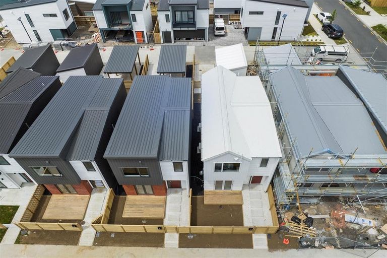 Photo of property in 12 Corporal Street, Papakura, 2110