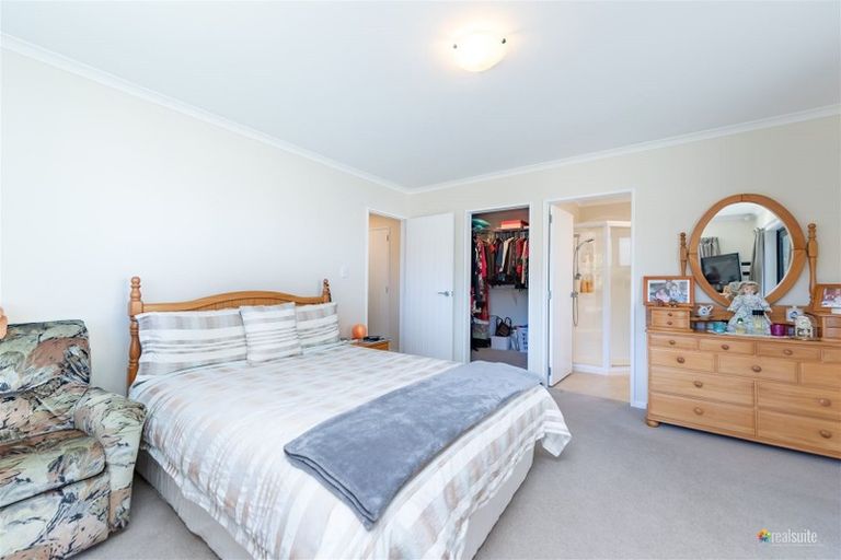 Photo of property in 40 Meadowbank Drive, Belmont, Lower Hutt, 5010