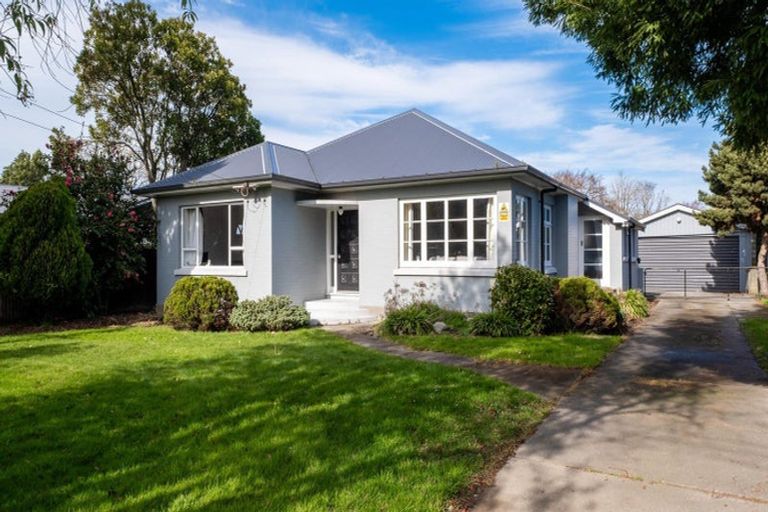 Photo of property in 63 Northcote Road, Northcote, Christchurch, 8052