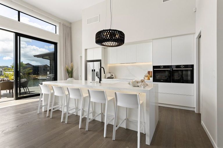 Photo of property in 13 Awatea Drive, Whitianga, 3510