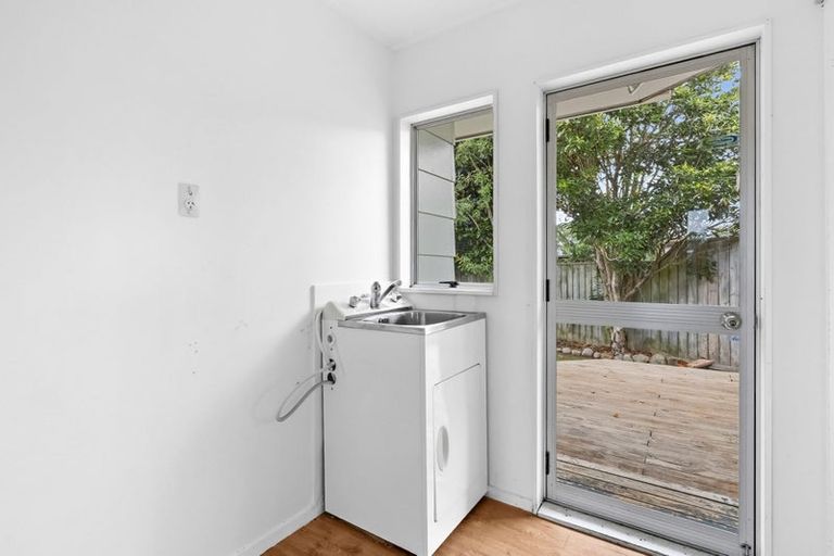 Photo of property in 33 Rimu Street, Levin, 5510