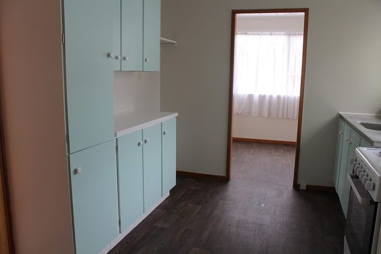 Photo of property in 30 Glennandrew Drive, Half Moon Bay, Auckland, 2012