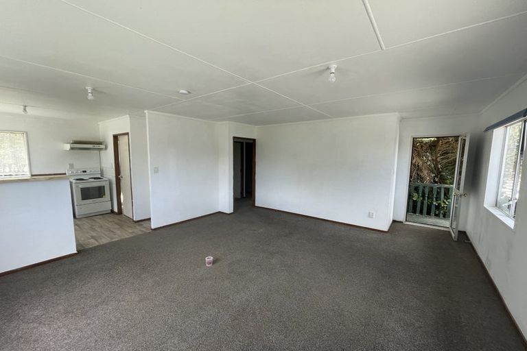 Photo of property in 12 Burundi Avenue, Clendon Park, Auckland, 2103