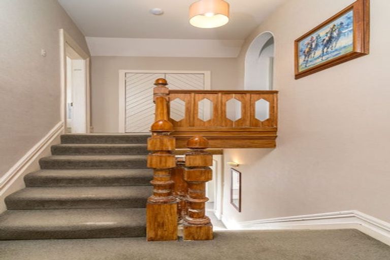 Photo of property in 38 Easther Crescent, Kew, Dunedin, 9012