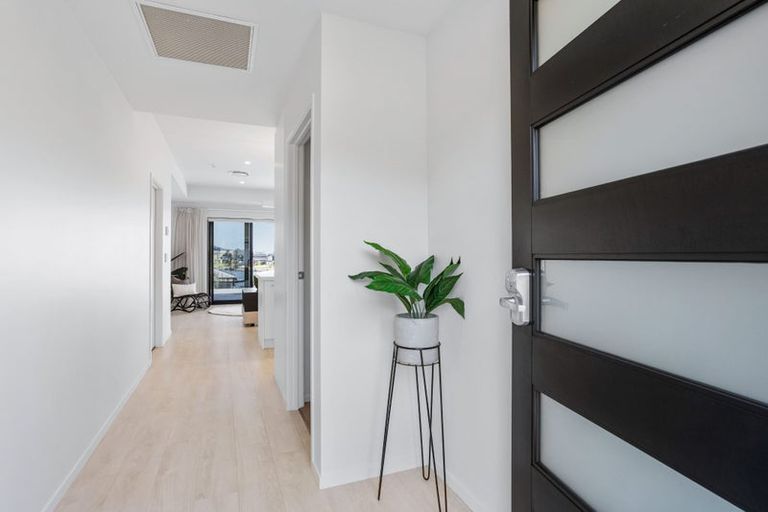 Photo of property in 6 Ian Hopper Way, Pauanui, 3579