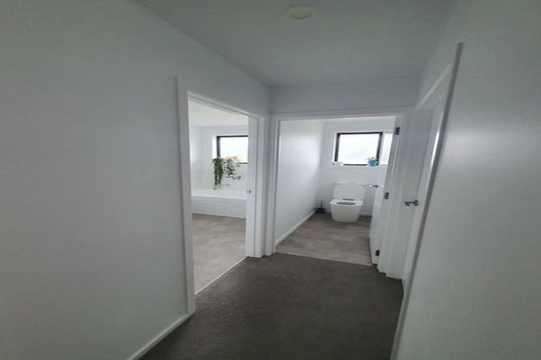 Photo of property in 49b Western Avenue, Omokoroa, 3172