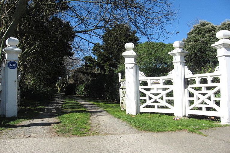 Photo of property in Kaingahou, 642 Pioneer Highway, Highbury, Palmerston North, 4412