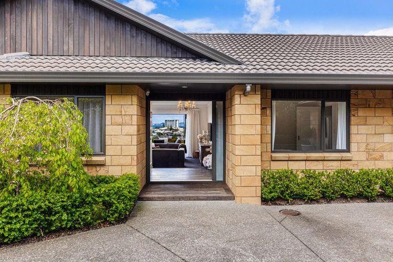 Photo of property in 53 The Ritz, Orewa, 0931