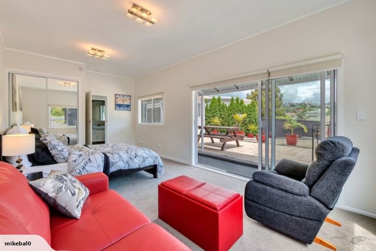 Photo of property in 267 Vipond Road, Stanmore Bay, Whangaparaoa, 0932