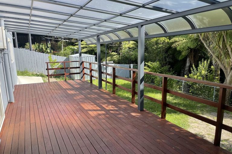 Photo of property in 48 Tiri Tiri Road, Birkdale, Auckland, 0626