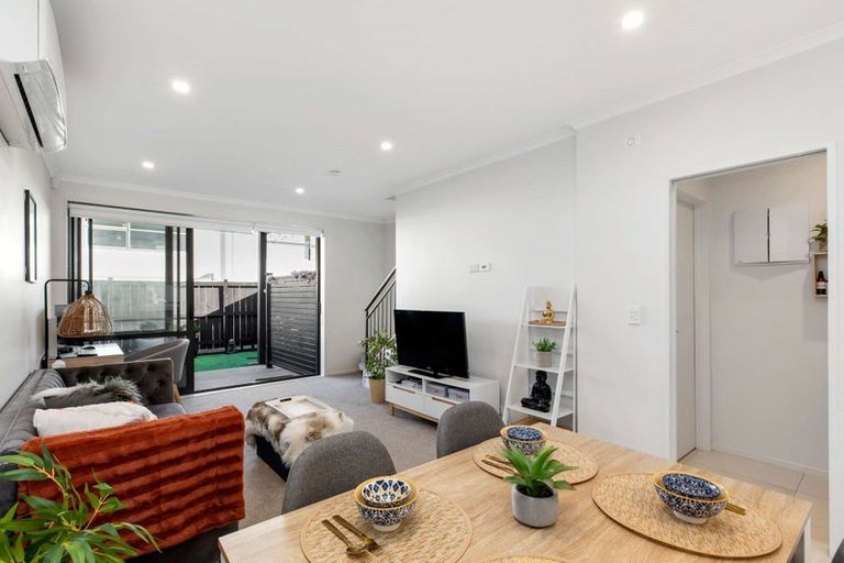 Photo of property in 14 Haddington Drive, Flat Bush, Auckland, 2019