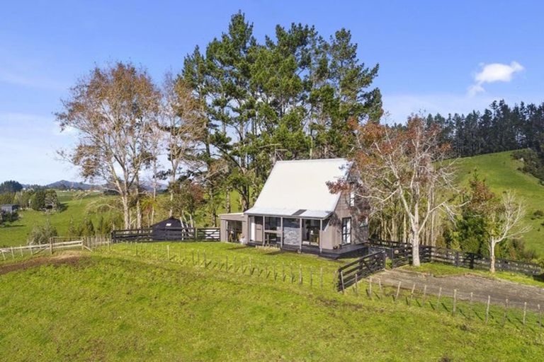 Photo of property in 1647 Ponga Road, Hunua, Papakura, 2584