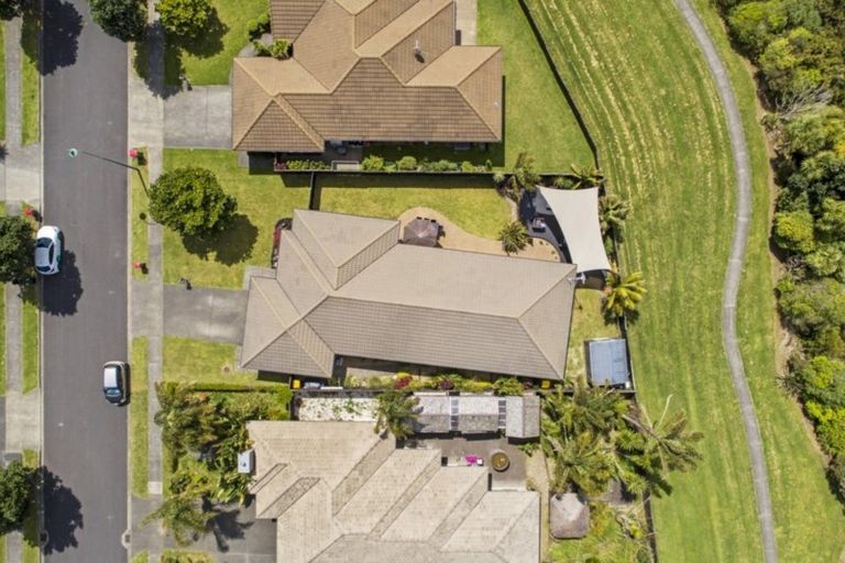 Photo of property in 34 Stranraer Crescent, Wattle Downs, Auckland, 2103