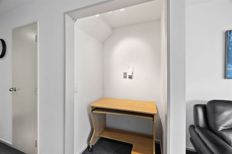 Photo of property in 2/88 Mathesons Road, Phillipstown, Christchurch, 8011