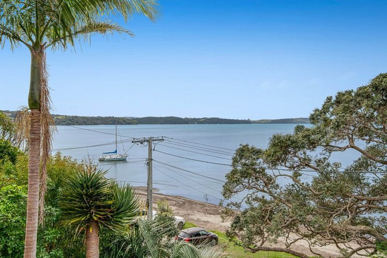 Photo of property in 12 Hibiscus Avenue, Snells Beach, 0920