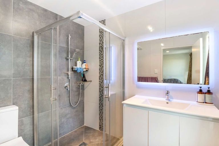 Photo of property in 9 Cooladawson Drive, Flat Bush, Auckland, 2019