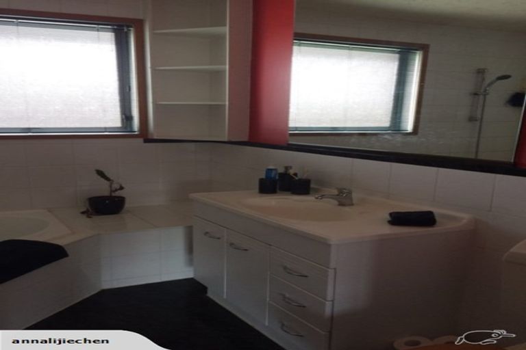 Photo of property in 62 Ambleside Drive, Burnside, Christchurch, 8053