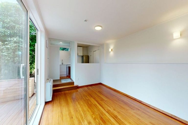 Photo of property in 44 Delhi Crescent, Khandallah, Wellington, 6035