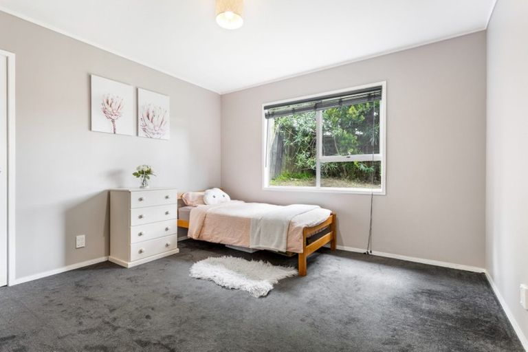 Photo of property in 4 Metcalfe Road, Ranui, Auckland, 0612