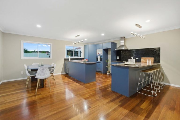Photo of property in 11 Caserta Place, Clover Park, Auckland, 2023