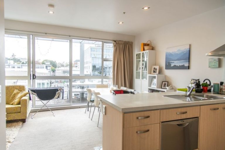 Photo of property in 1/143g Carlton Gore Road, Newmarket, Auckland, 1023