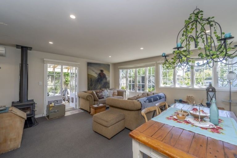 Photo of property in 429 High Street South, Carterton, 5713