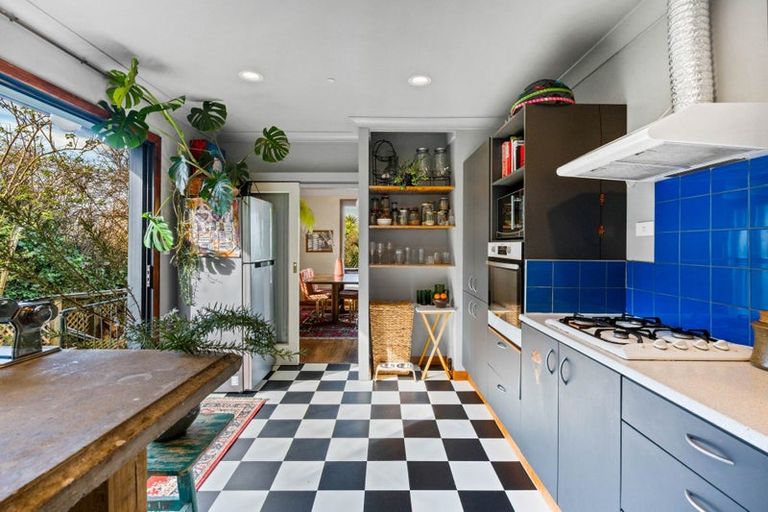 Photo of property in 74 Manapouri Street, Ravensbourne, Dunedin, 9022