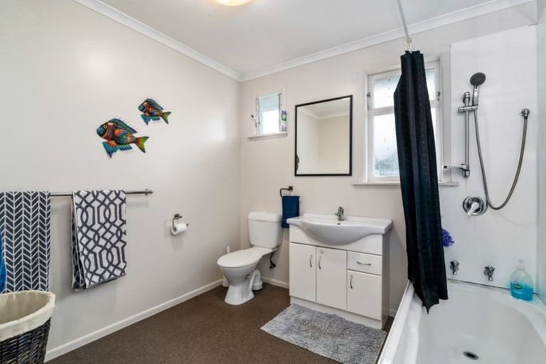 Photo of property in 16 Basley Road, Owhata, Rotorua, 3010