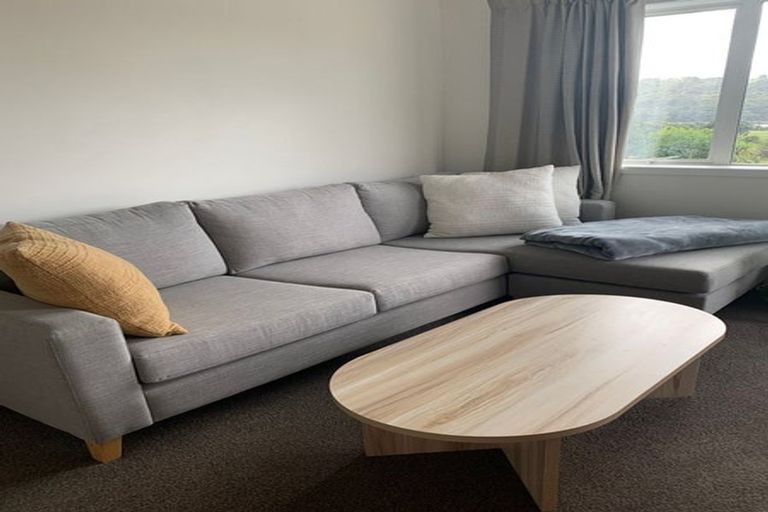 Photo of property in 9a Kerema Way, Schnapper Rock, Auckland, 0632