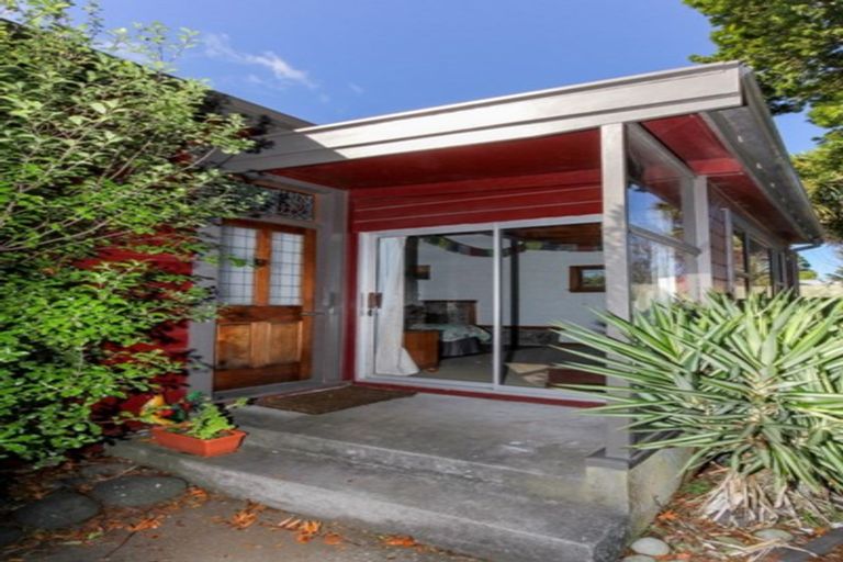 Photo of property in 65 Carthew Street, Okato, 4335