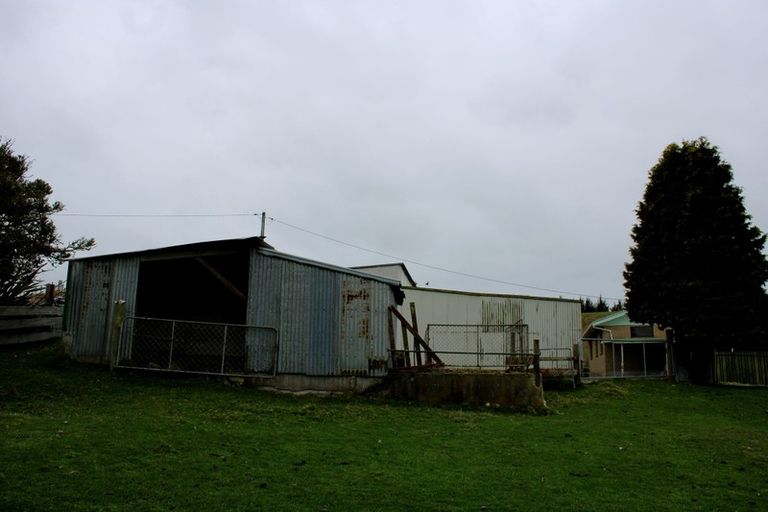 Photo of property in 20 Old Port Road, Warepa, Balclutha, 9273