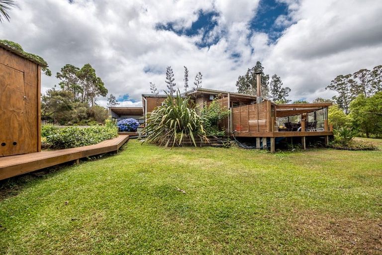 Photo of property in 121b Waimate North Road, Kerikeri, 0293