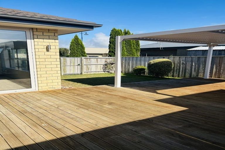 Photo of property in 10 Pakura Street, Pegasus, 7612