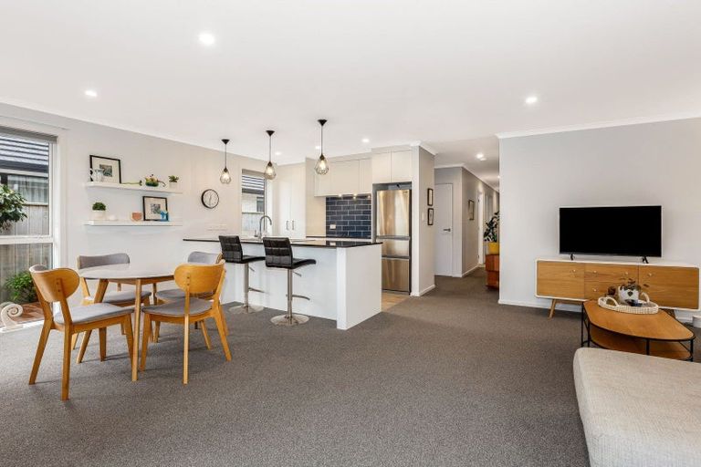 Photo of property in 8 Paioke Street, Waikanae, 5036