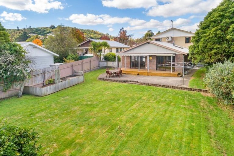 Photo of property in 25 Roband Crescent, Brown Owl, Upper Hutt, 5018