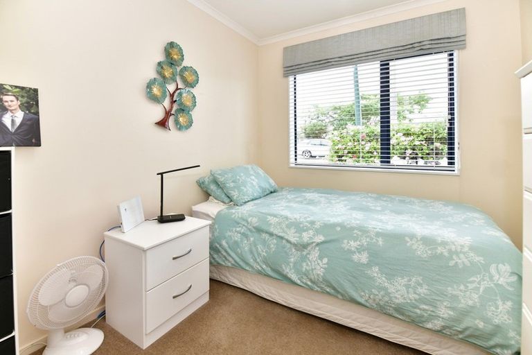 Photo of property in 31 Red Hibiscus Road, Stanmore Bay, Whangaparaoa, 0932