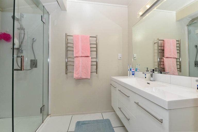 Photo of property in 110 Amanda Avenue, Dinsdale, Hamilton, 3204