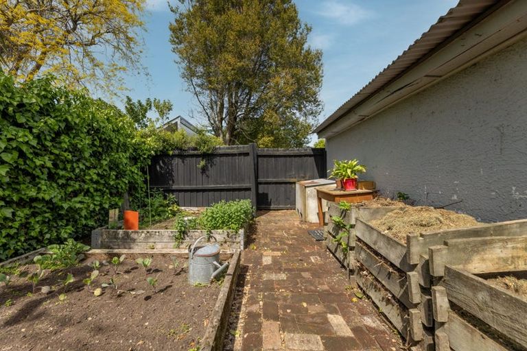 Photo of property in 31 Prossers Road, Saint Martins, Christchurch, 8022