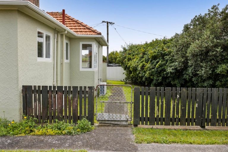 Photo of property in 51-53 Wrantage Street, Westown, New Plymouth, 4310